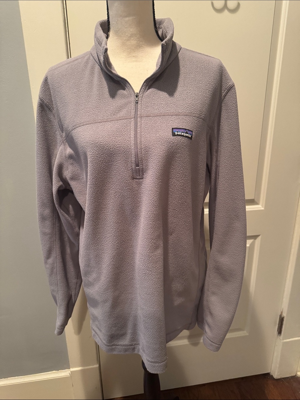 Patagonia Men’s Half-Zip Fleece Pullover — Light grey